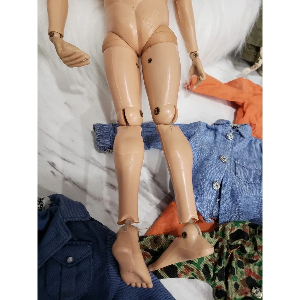 Vintage 1964 GI JOE Action Figure Brown Hair Uniforms Weapons Tent Accessories